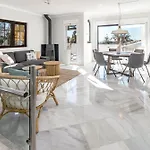 Aldea Blanca, Puerto Banus With Sea View