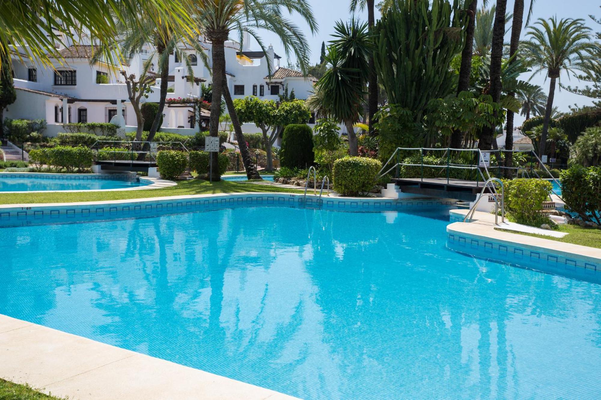Aldea Blanca, Puerto Banus With Sea View Apartment Marbella