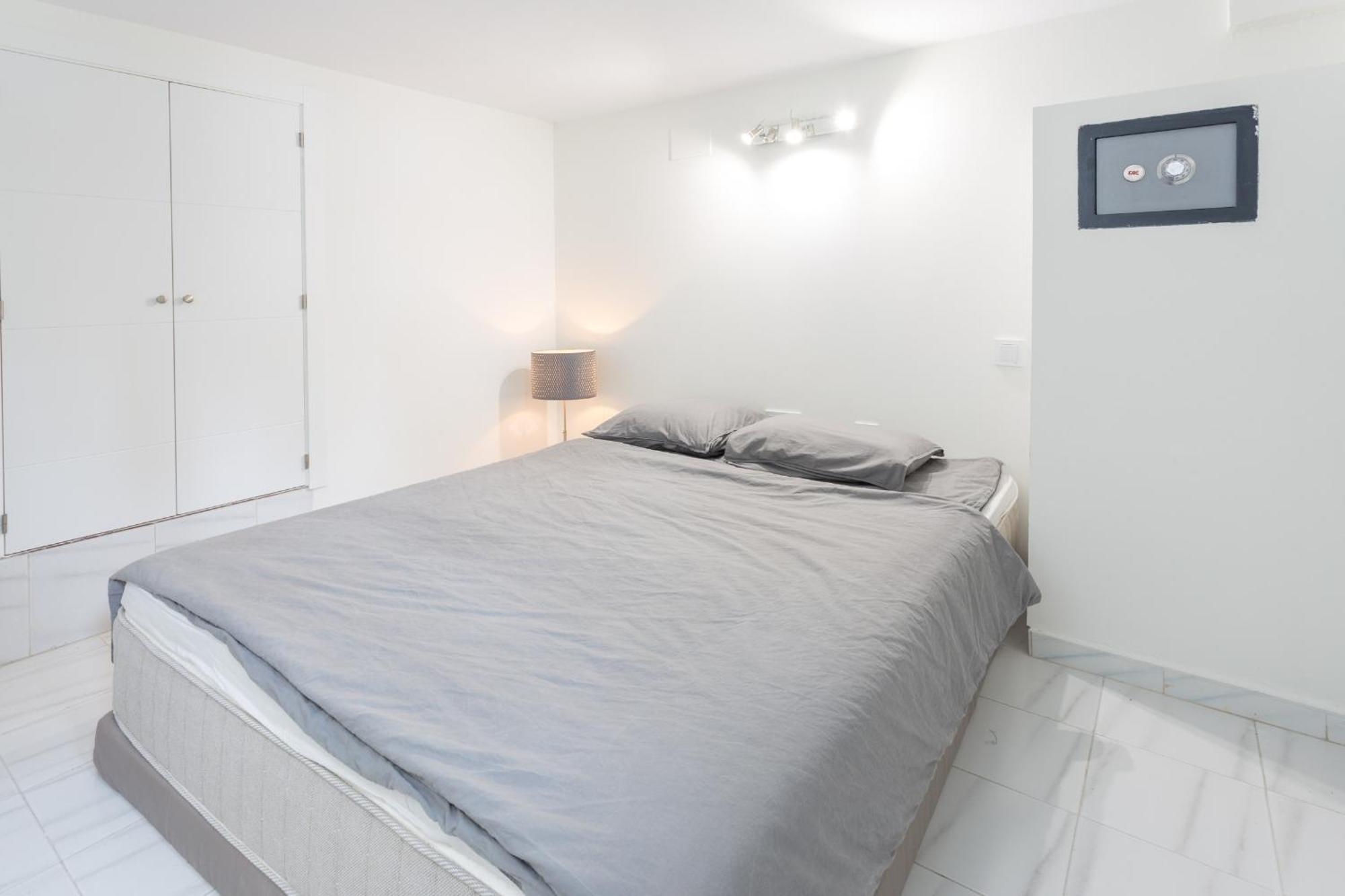Aldea Blanca, Puerto Banus With Sea View Apartment