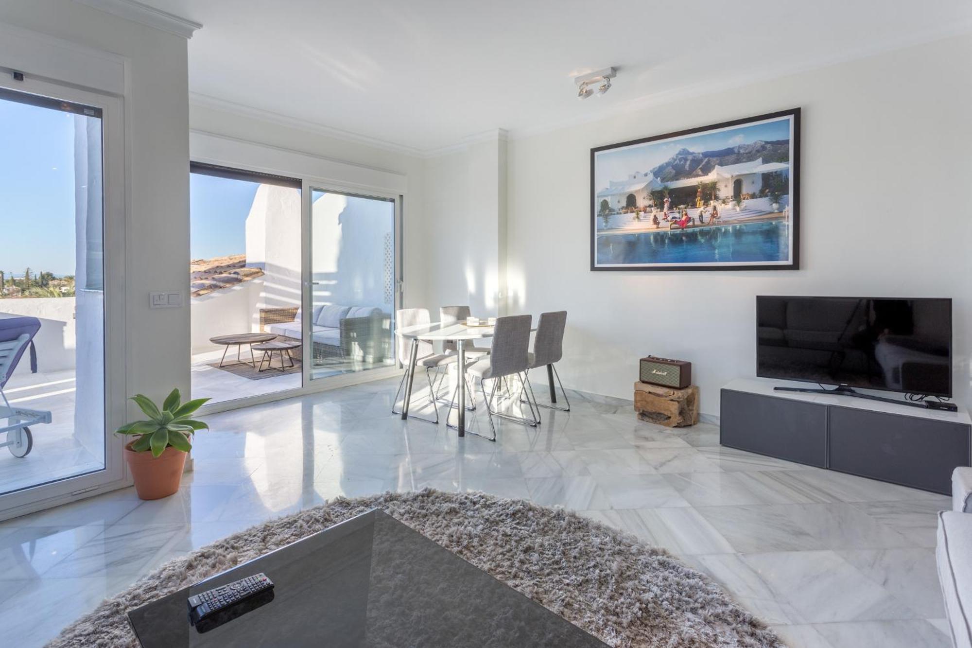 Aldea Blanca, Puerto Banus With Sea View *