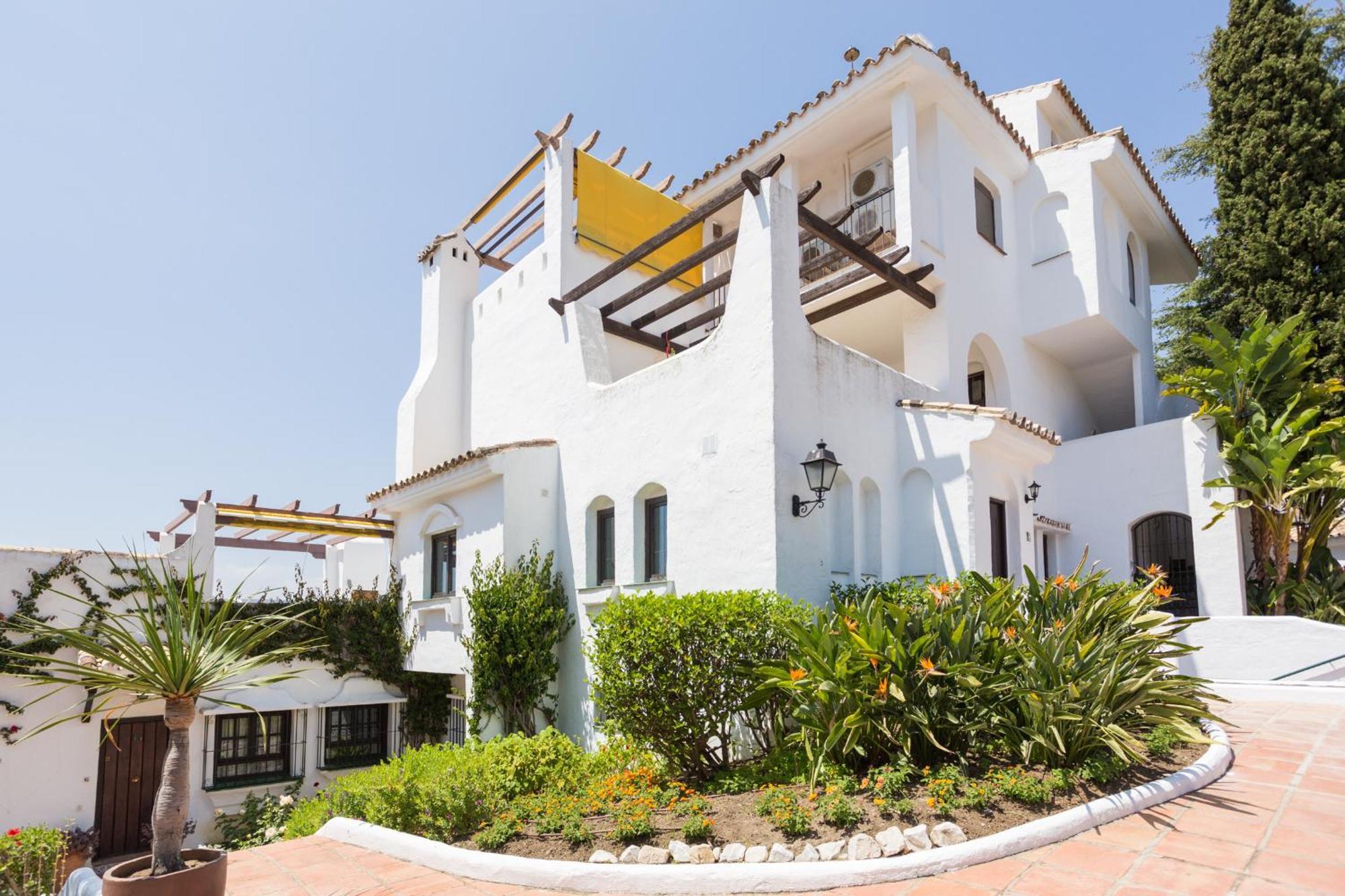 Aldea Blanca, Puerto Banus With Sea View