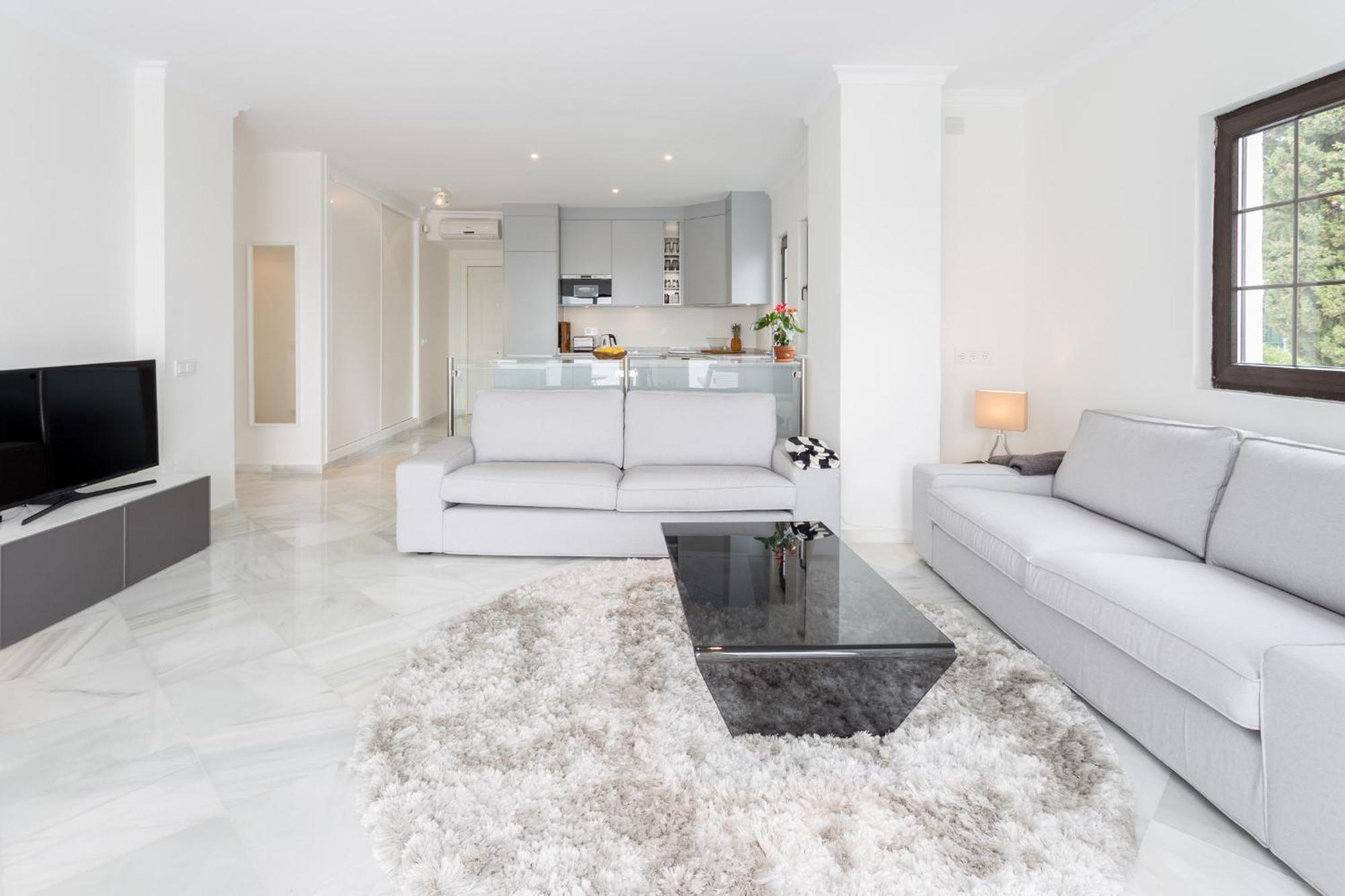 Aldea Blanca, Puerto Banus With Sea View