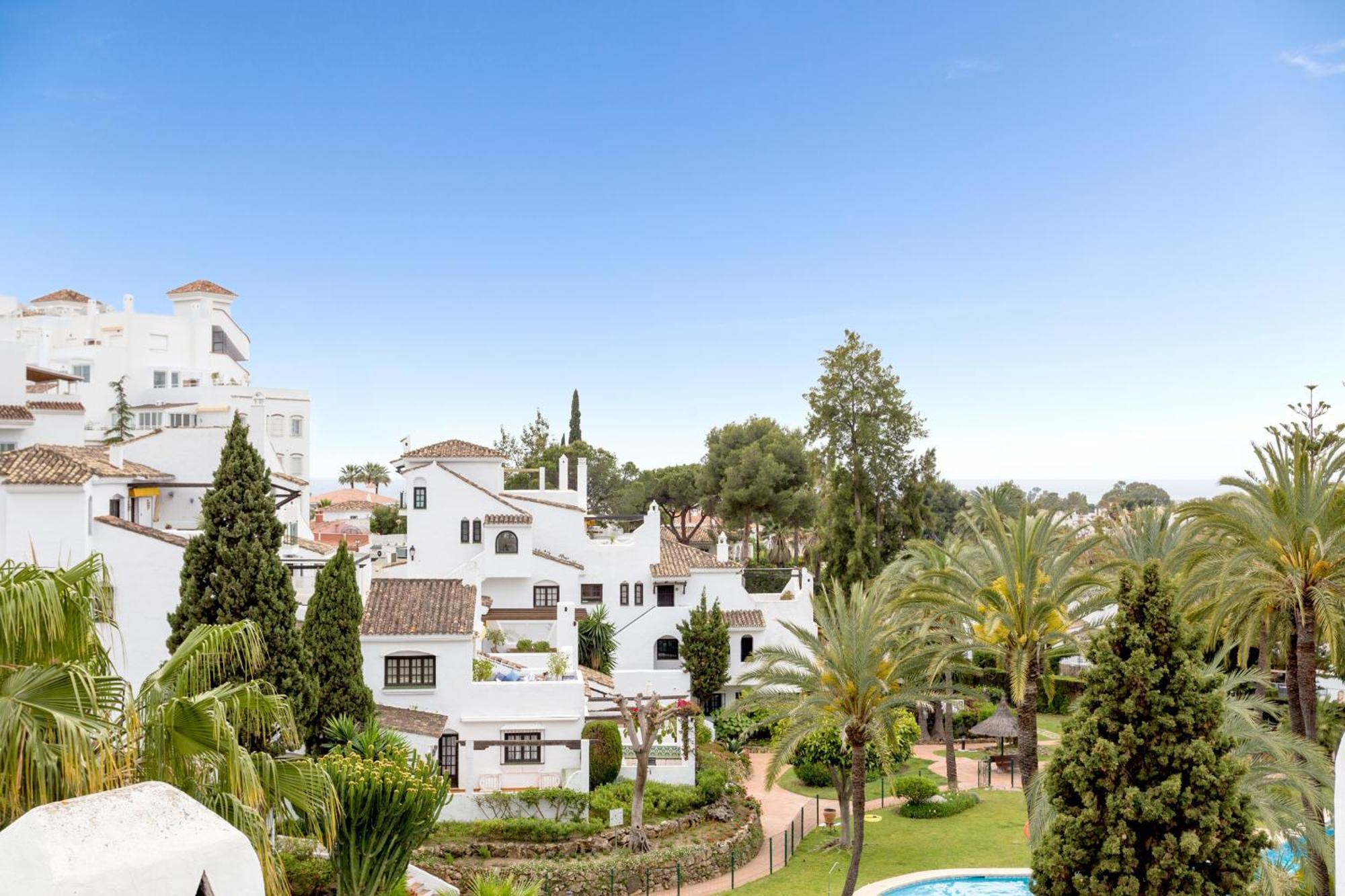 Aldea Blanca, Puerto Banus With Sea View