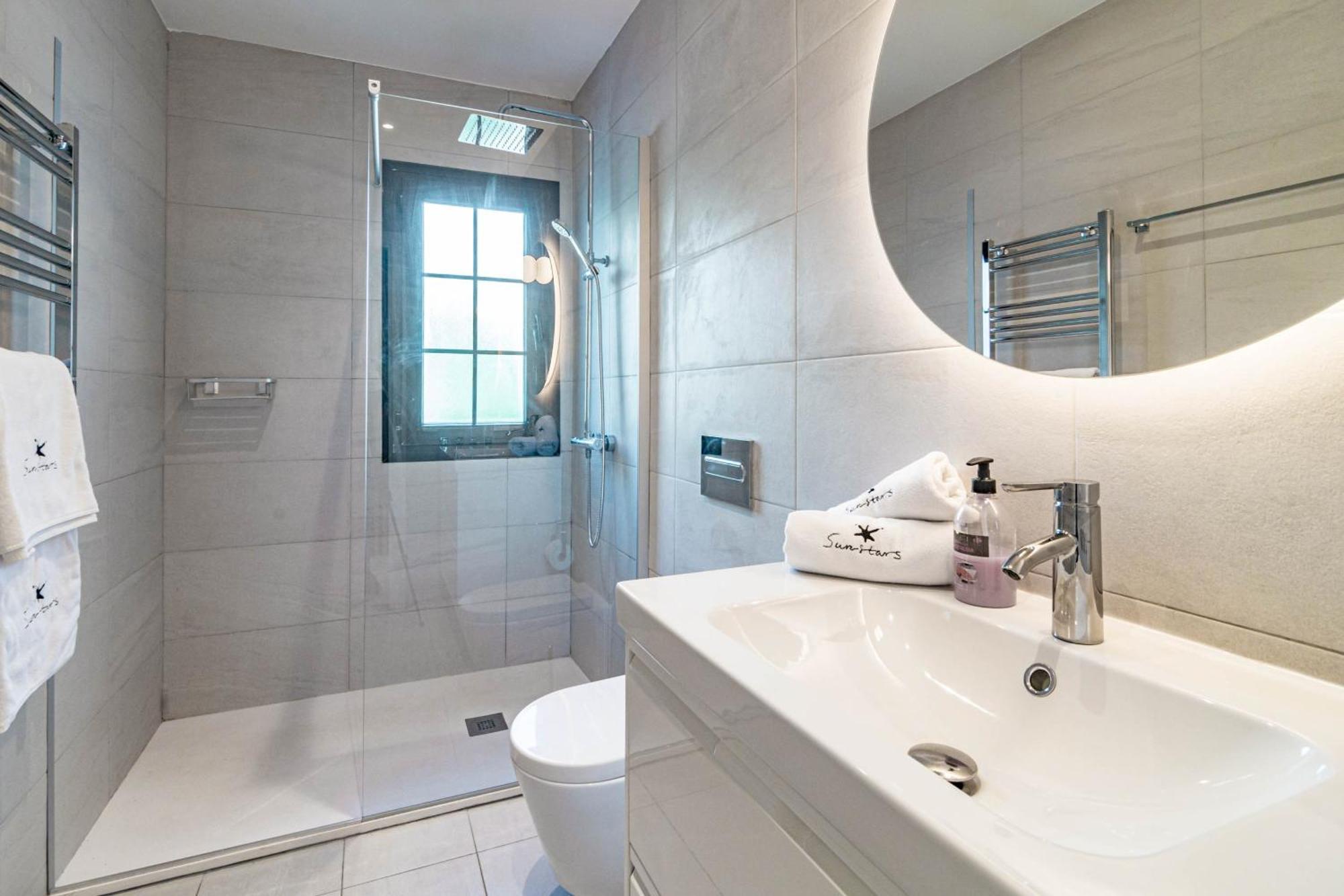 Apartment Aldea Blanca, Puerto Banus With Sea View *