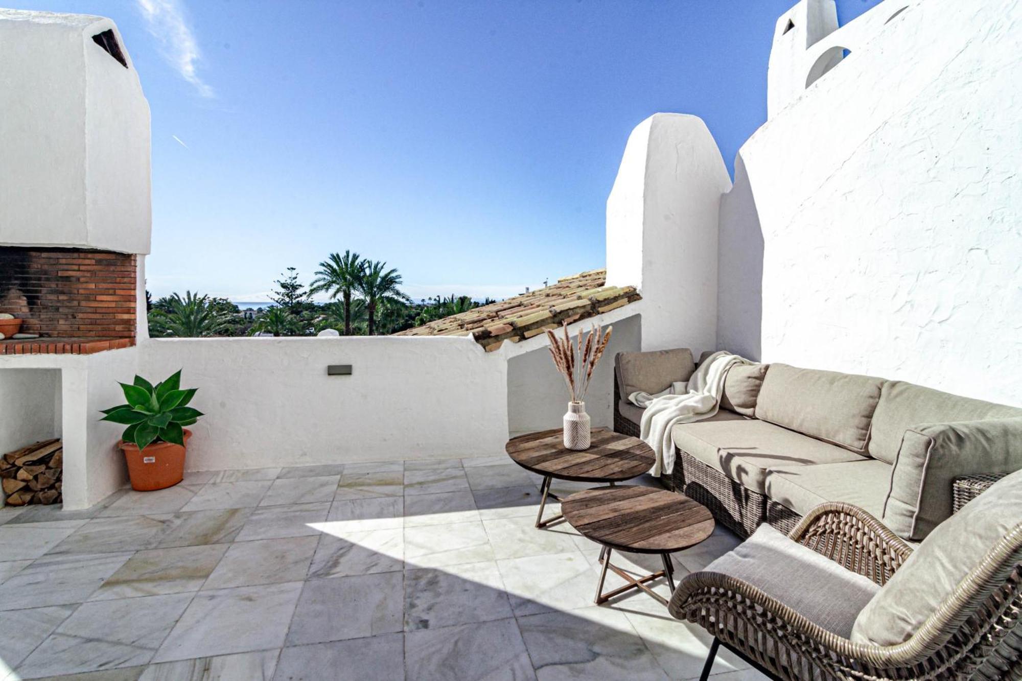 Aldea Blanca, Puerto Banus With Sea View