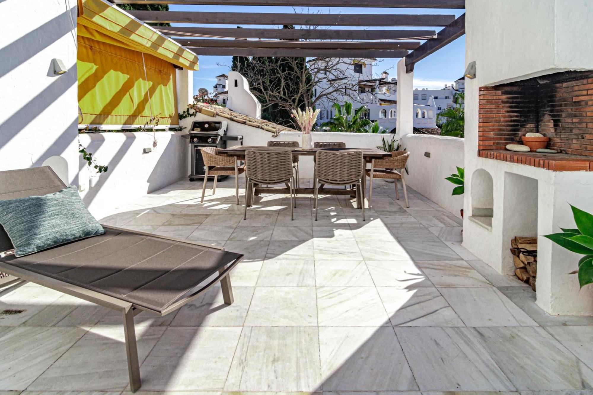 Apartment Aldea Blanca, Puerto Banus With Sea View
